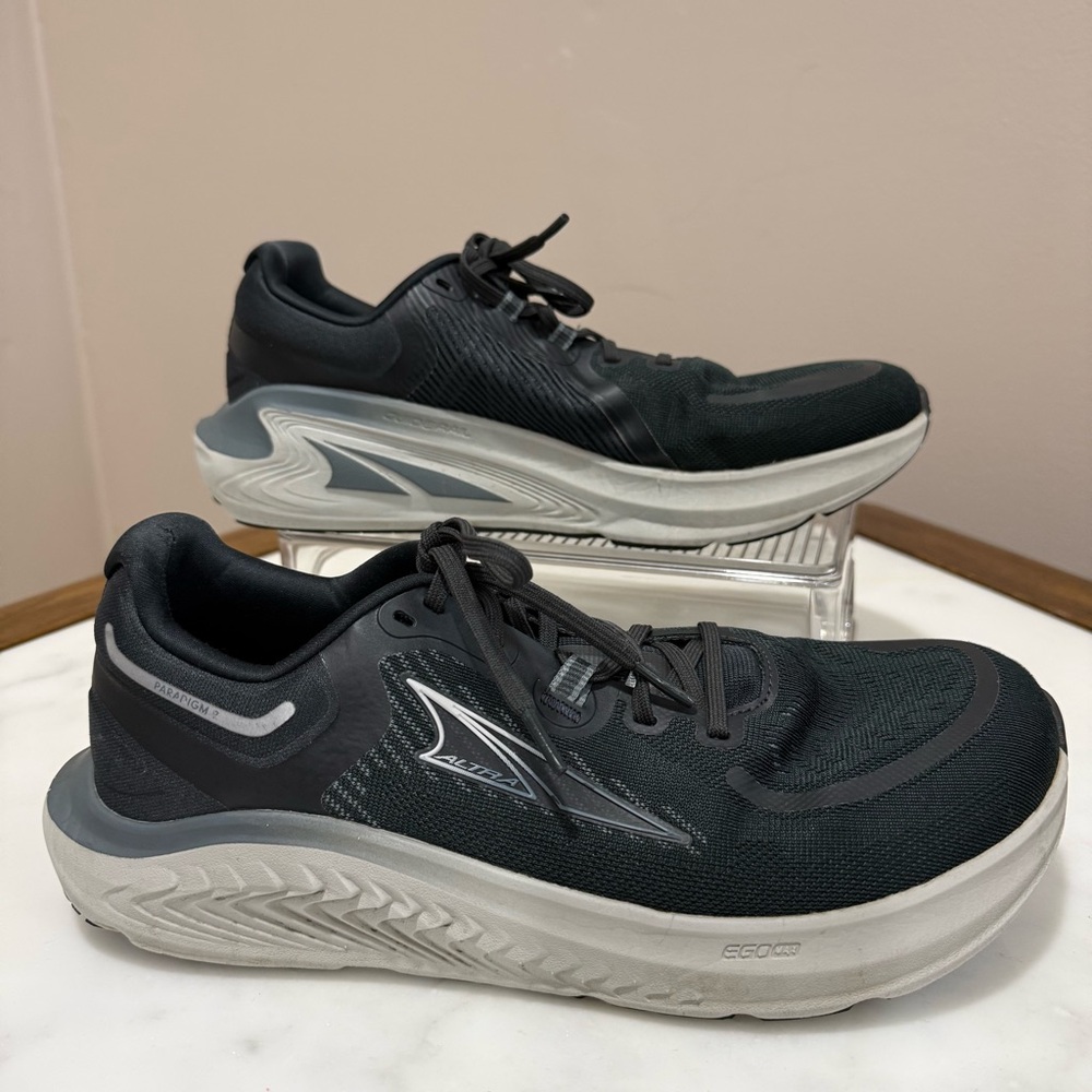 Altra Black Athletic Running Shoes with Gray Midsole